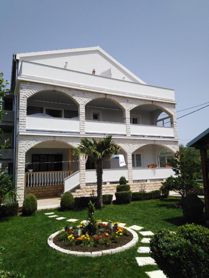Solmaris Apartments Sukosan Ngoại thất bức ảnh